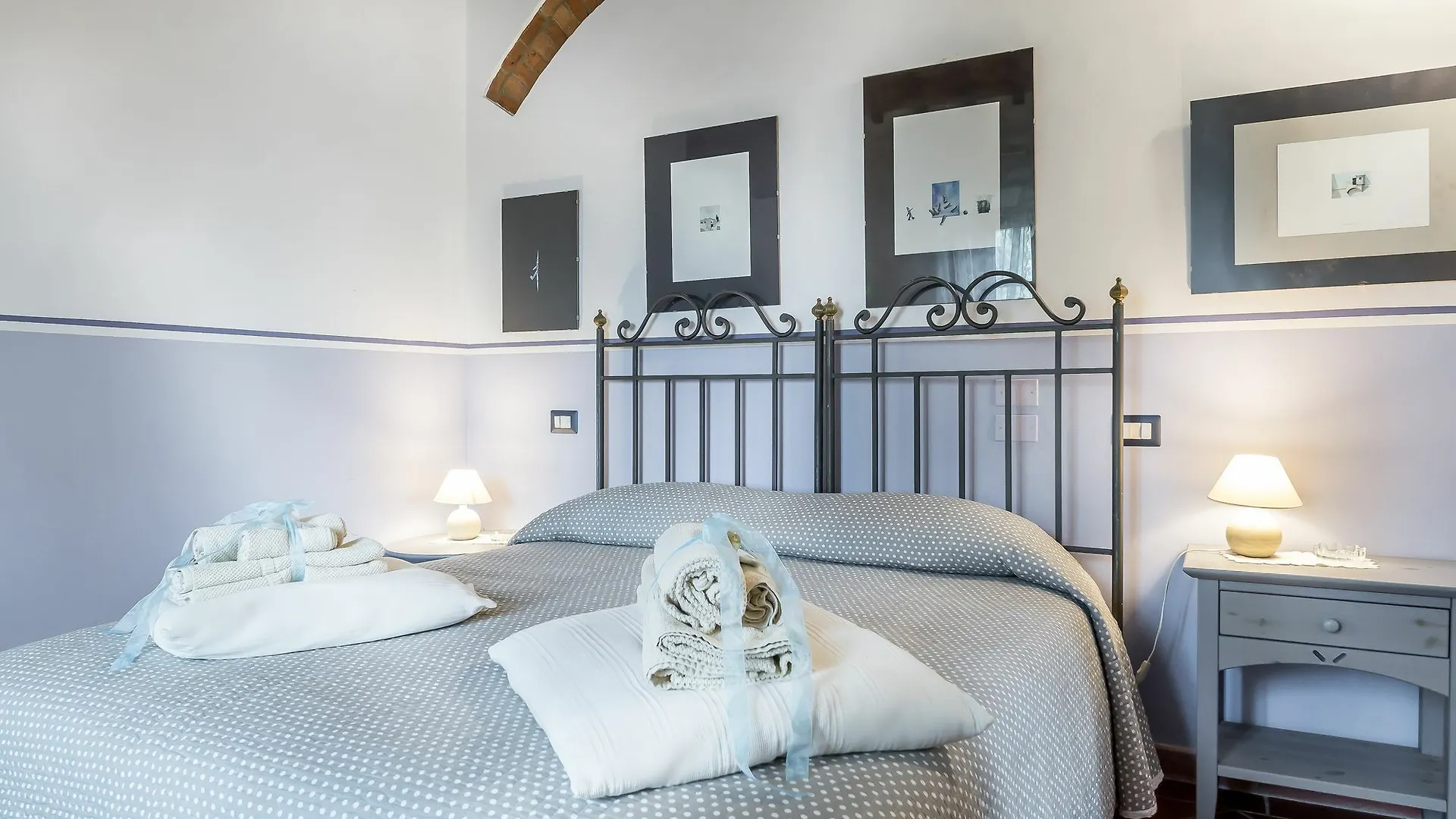 Affittacamere Maria Gabriella Monticchiello Bed & Breakfast
